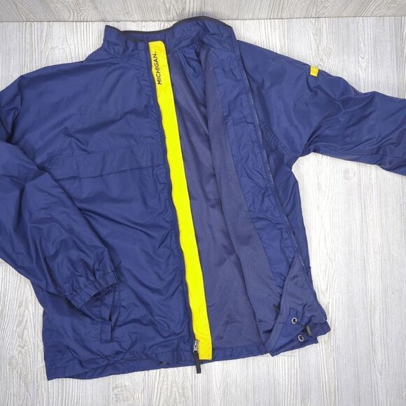 VTG CA College Authentics Michigan Navy and Yellow Full Zip Windbreaker Size Lar - Picture 11 of 11